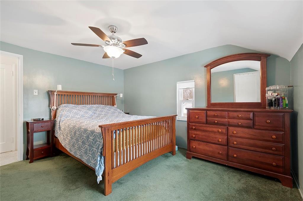 4118 Highgrove Road Pittsburgh, PA 15234 - Photo 9 of 20 Gallery Image 9