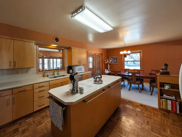 $324,900 | 1502 North 5th Street, Montevideo, MN 56265