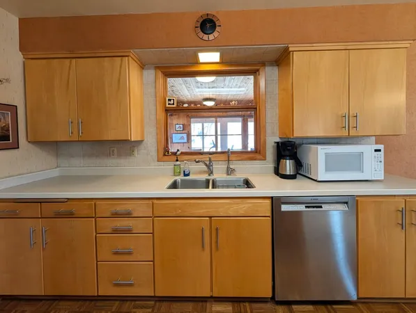 $324,900 | 1502 North 5th Street, Montevideo, MN 56265