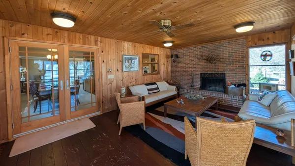 $324,900 | 1502 North 5th Street, Montevideo, MN 56265