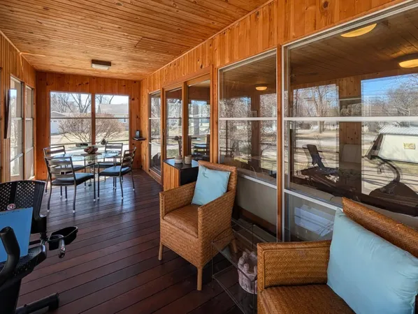 $324,900 | 1502 North 5th Street, Montevideo, MN 56265