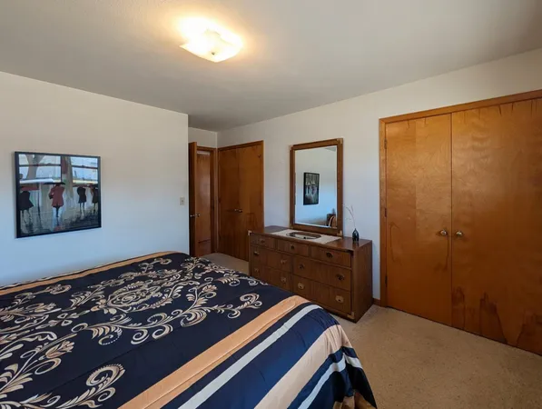 $324,900 | 1502 North 5th Street, Montevideo, MN 56265