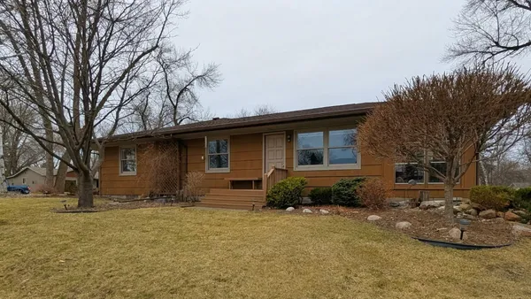 $324,900 | 1502 North 5th Street, Montevideo, MN 56265