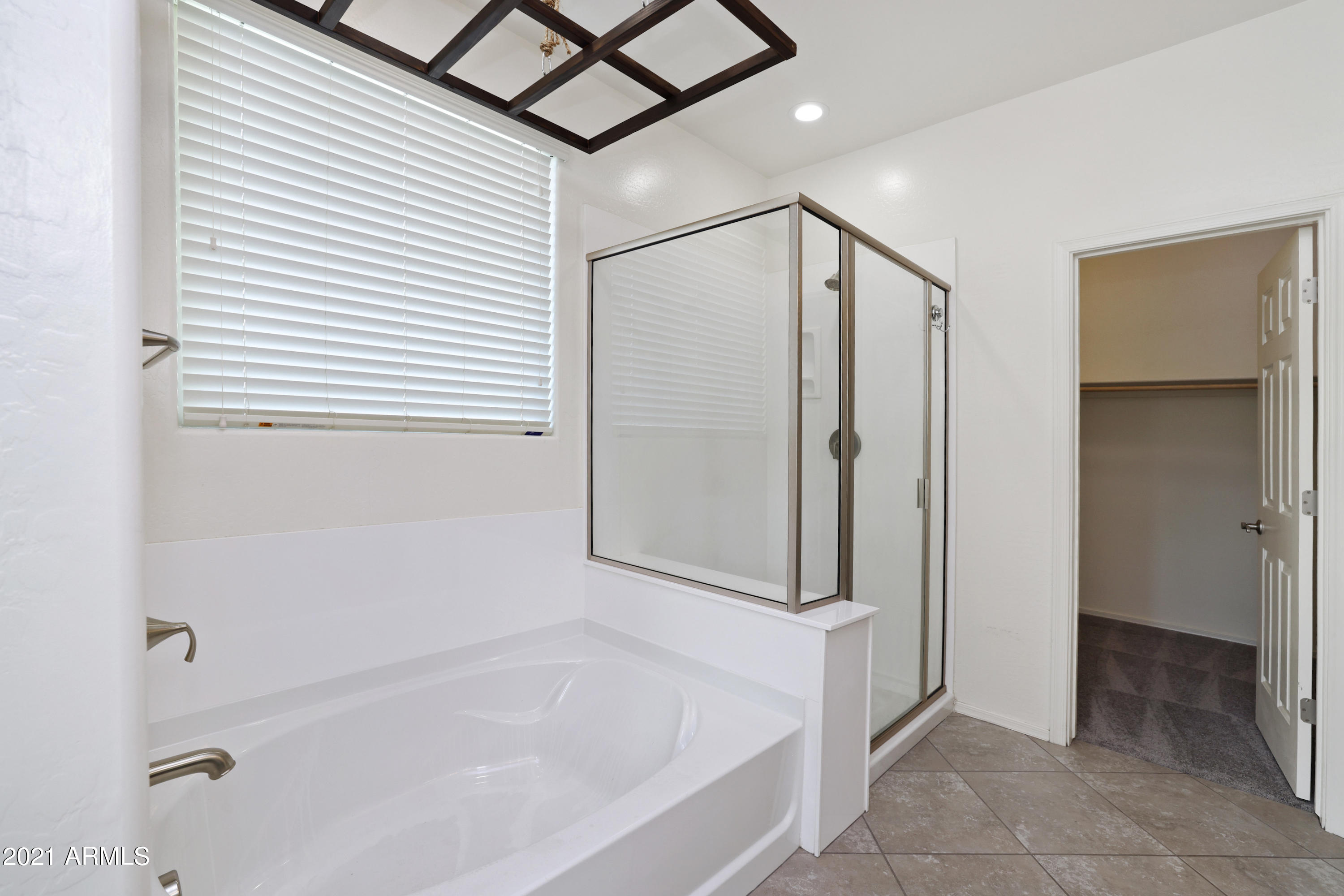 2527 East Beverly Road Phoenix, AZ 85042 - Photo 15 of 35 0H0A0969