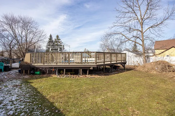 $379,999 | 1567 Old School Place, Greenleaf, WI 54126