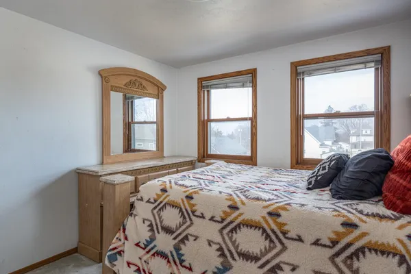 $379,999 | 1567 Old School Place, Greenleaf, WI 54126