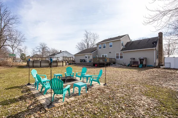 $379,999 | 1567 Old School Place, Greenleaf, WI 54126