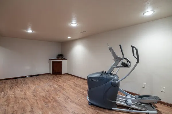 $379,999 | 1567 Old School Place, Greenleaf, WI 54126