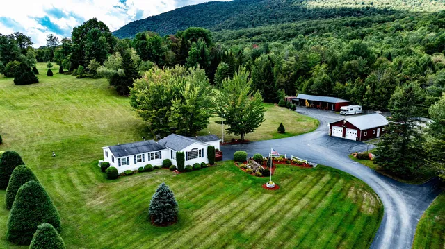 $799,000 | 186 Alexander Lane, Irasburg, VT 05845