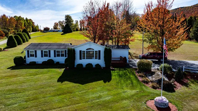 $799,000 | 186 Alexander Lane, Irasburg, VT 05845