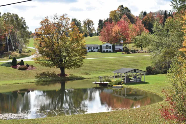 $799,000 | 186 Alexander Lane, Irasburg, VT 05845