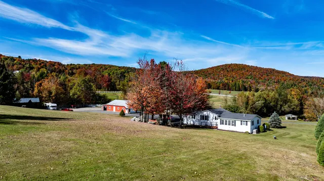 $799,000 | 186 Alexander Lane, Irasburg, VT 05845