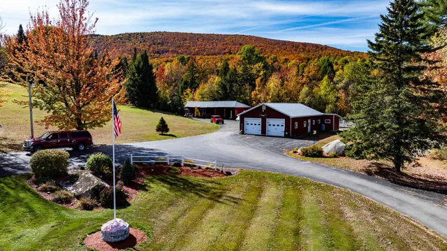 $799,000 | 186 Alexander Lane, Irasburg, VT 05845