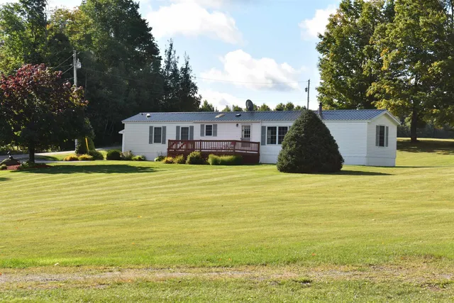 $799,000 | 186 Alexander Lane, Irasburg, VT 05845