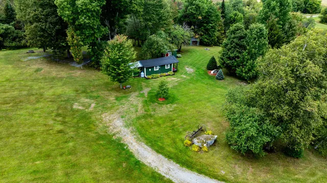 $799,000 | 186 Alexander Lane, Irasburg, VT 05845