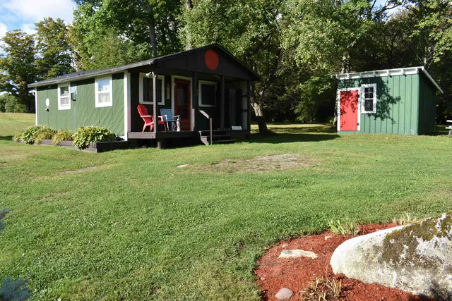 $799,000 | 186 Alexander Lane, Irasburg, VT 05845