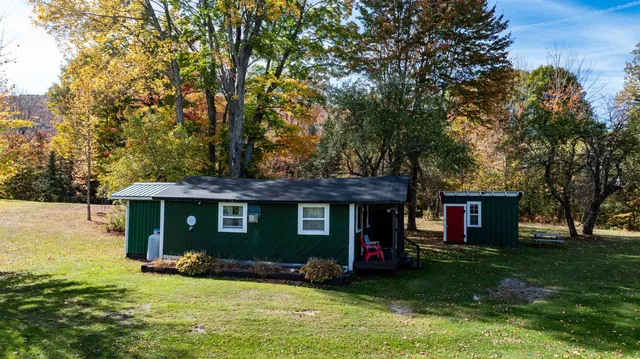 $799,000 | 186 Alexander Lane, Irasburg, VT 05845