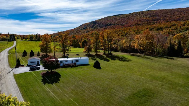 $799,000 | 186 Alexander Lane, Irasburg, VT 05845