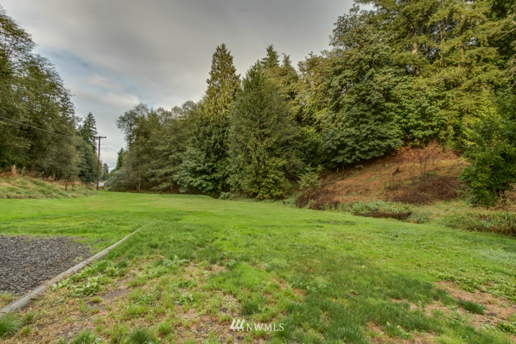 704 Clark Creek Road Longview, WA 98632 - Photo 15 of 17 Gallery Image 15