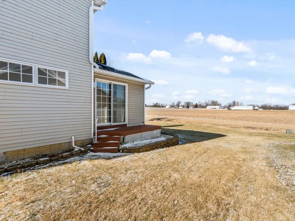$205,000 | 721 Ash Drive, Geneseo, IL 61254