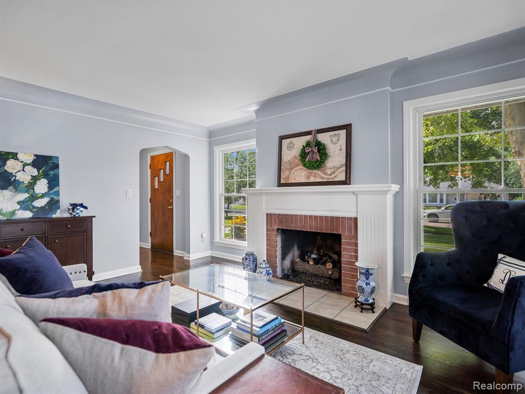 4420 Samoset Road Royal Oak, MI 48073 - Photo 6 of 40