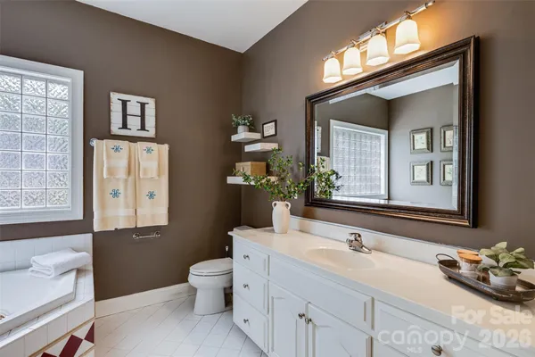 $1,050,000 | 1004 Ashley Place, Belmont, NC 28012