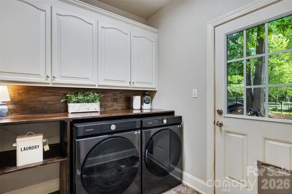 $1,050,000 | 1004 Ashley Place, Belmont, NC 28012