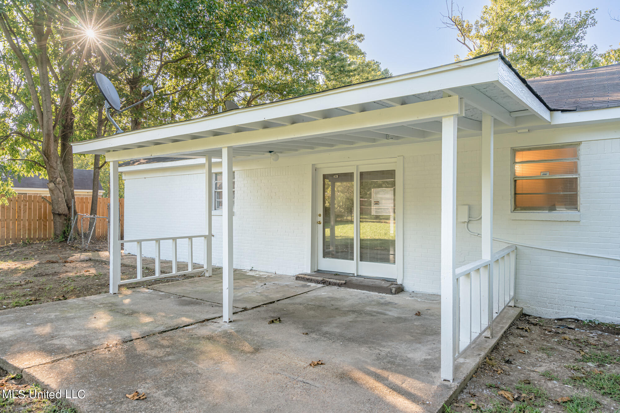 2700 Valleybrook Road Horn Lake, MS 38637 - Photo 21 of 27 Covered Patio