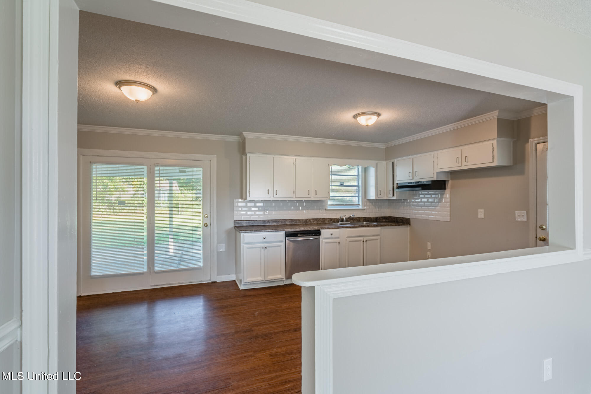 2700 Valleybrook Road Horn Lake, MS 38637 - Photo 26 of 27 Open Floor Plan