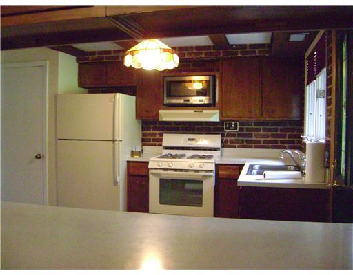 407 Bute Road Uniontown, PA 15401 - Photo 9 of 17 Kitchen.
