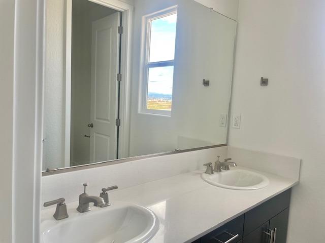 882 Thunder Road South Madera, CA 93636 - Photo 21 of 25 Gallery Image 21