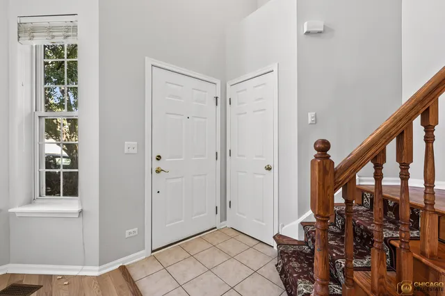 $339,500 | 600 Creekside Circle, Unit 600, Gurnee, IL 60031