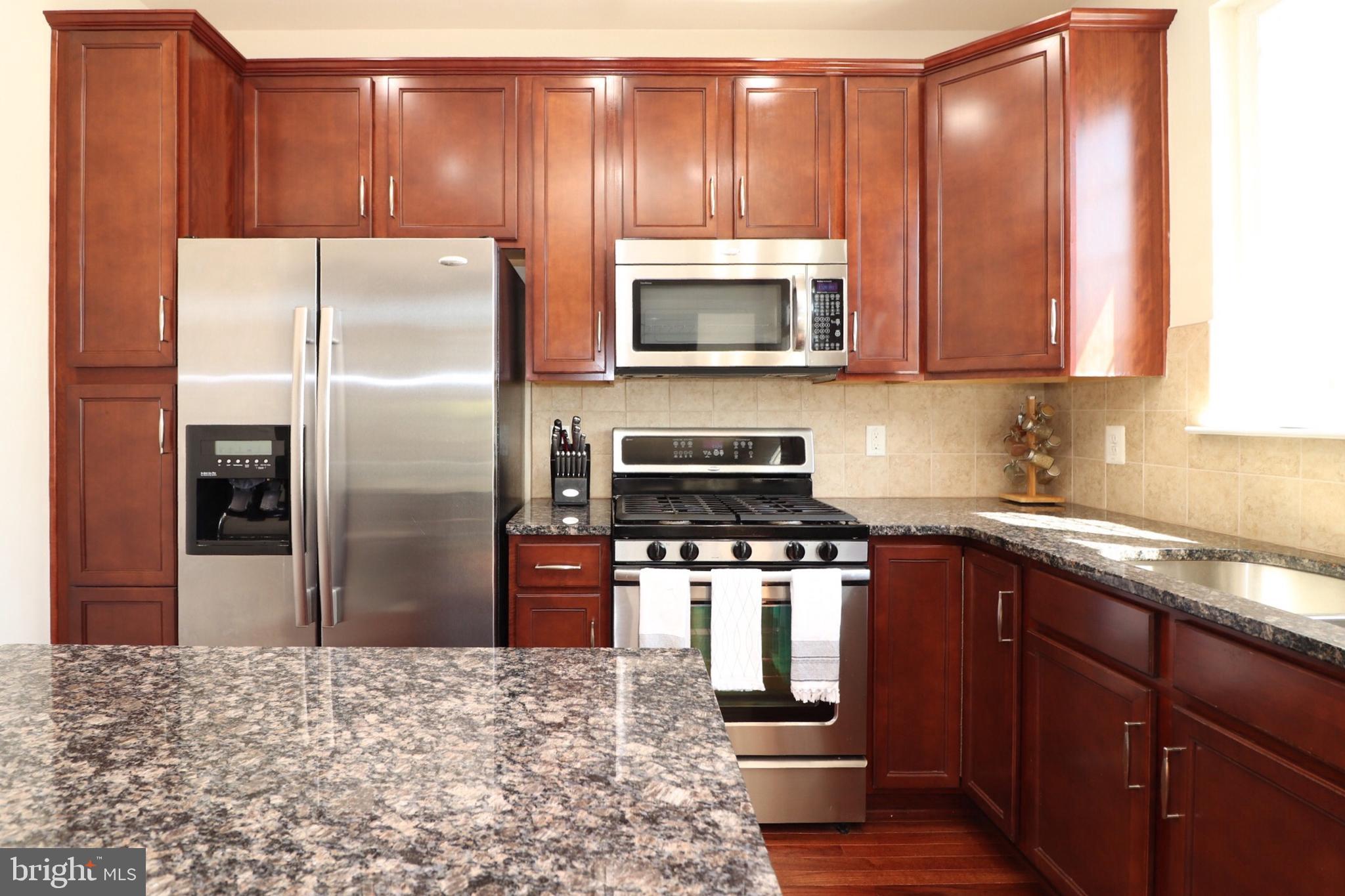 2133 Little Sorrel Way Silver Spring, MD 20902 - Photo 3 of 25
