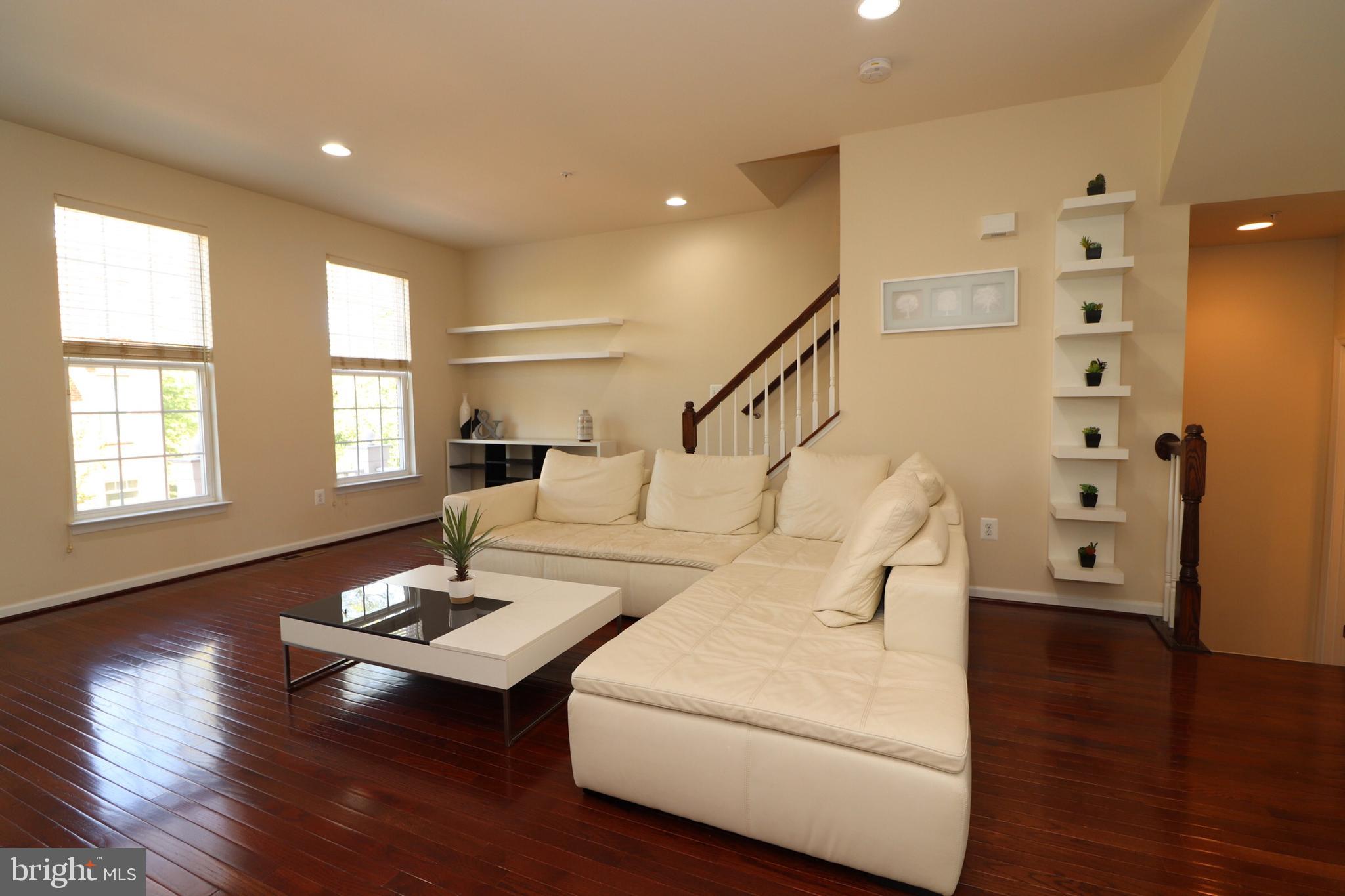 2133 Little Sorrel Way Silver Spring, MD 20902 - Photo 8 of 25