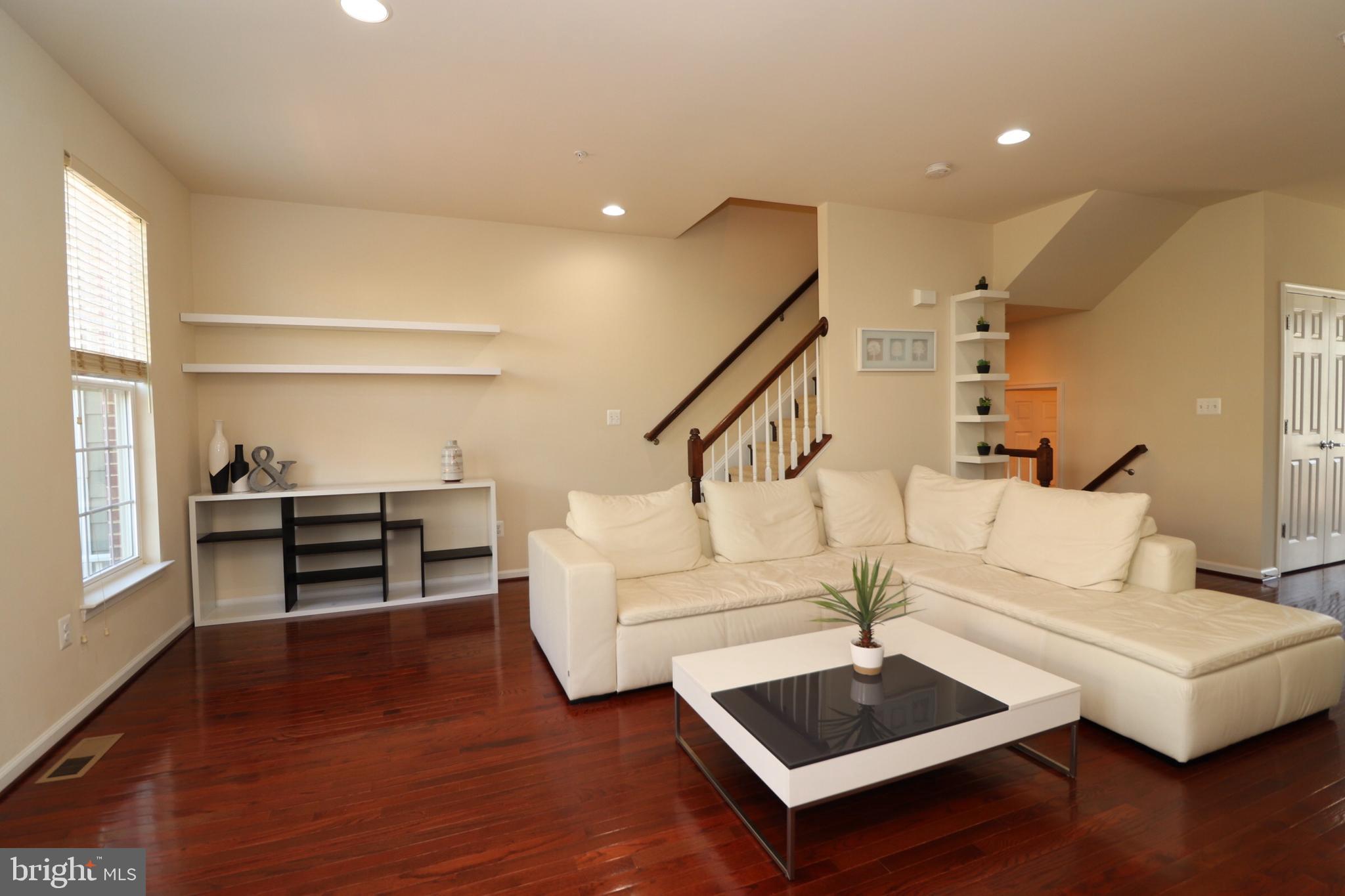 2133 Little Sorrel Way Silver Spring, MD 20902 - Photo 9 of 25