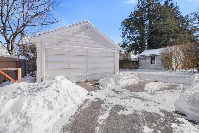 $675,000 | 137 Longview Avenue, White Plains, NY 10605