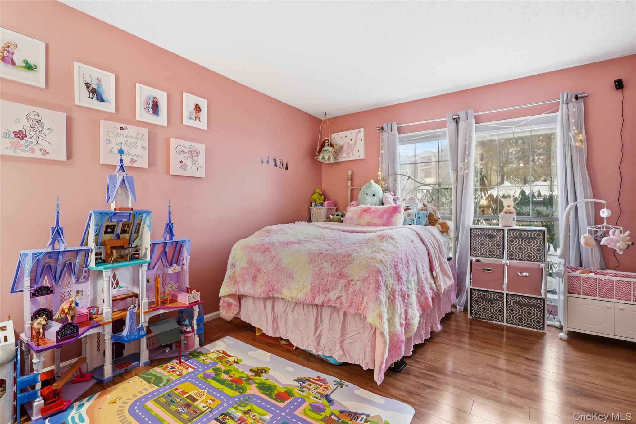 4 Notingham Circle Peekskill, NY 10566 - Photo 12 of 17 Second bedroom