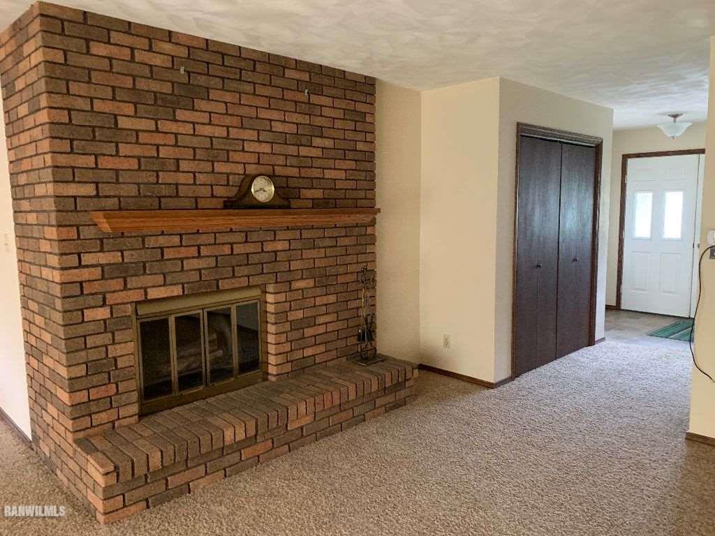 722 Quail Ridge Drive Freeport, IL 61032 - Photo 8 of 34 Gallery Image 8