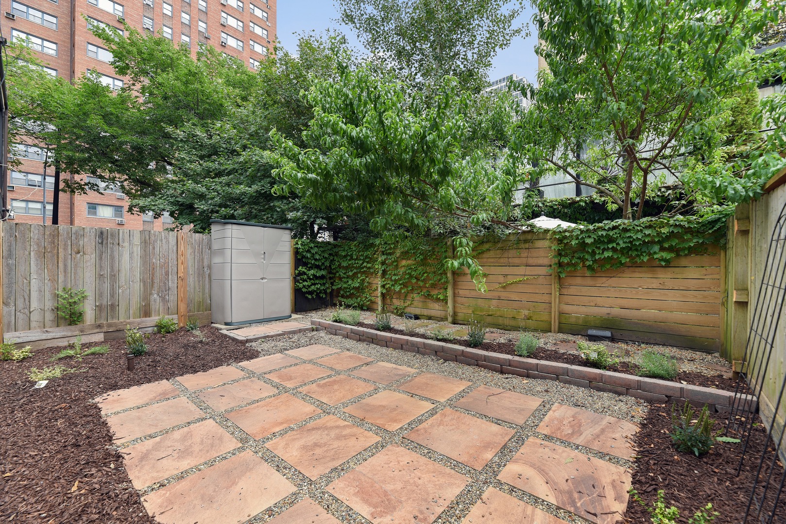 2902 North Sheridan Road Chicago, IL 60657 - Photo 4 of 19