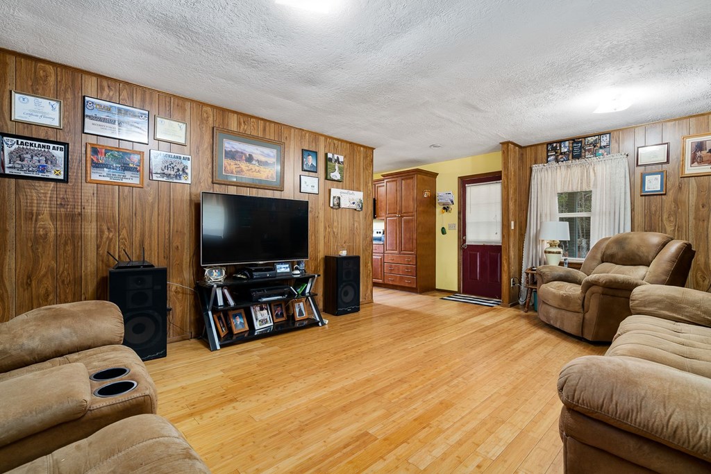 935 Brownlee Road Abbeville, SC 29620 - Photo 8 of 18 Gallery Image 8