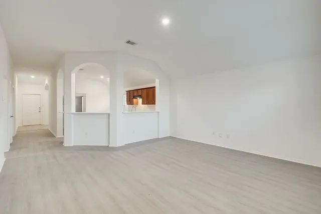 $2,000 | 298 Fall Drive, Kyle, TX 78640