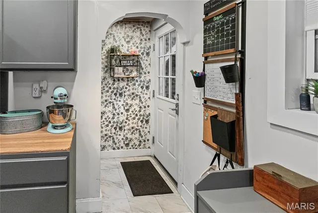 $130,000 | 300 East Arch Street, Jerseyville, IL 62052