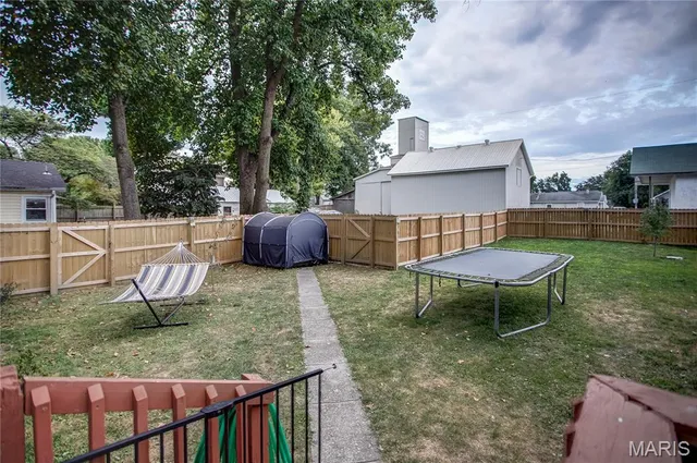 $130,000 | 300 East Arch Street, Jerseyville, IL 62052