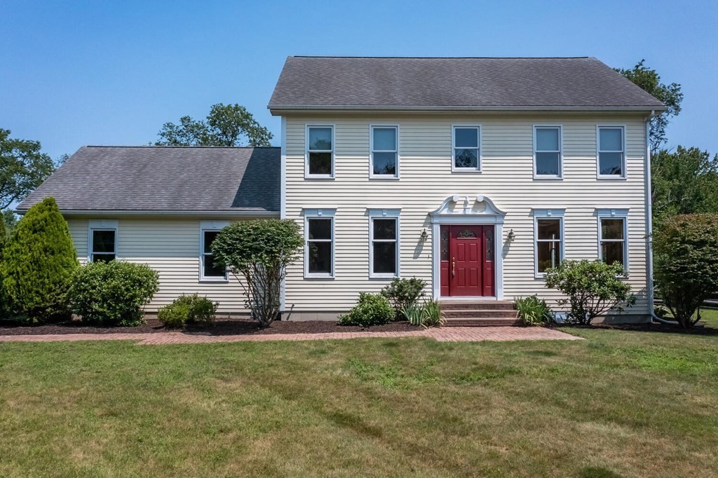 26 Hop Brook Road Amherst, MA 01002 - Photo 3 of 42 Gallery Image 3