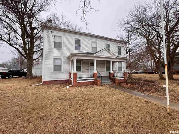 $65,900 | 727 East Jackson, Macomb, IL 61455