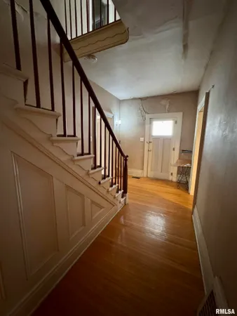 $65,900 | 727 East Jackson, Macomb, IL 61455