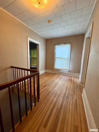 $65,900 | 727 East Jackson, Macomb, IL 61455