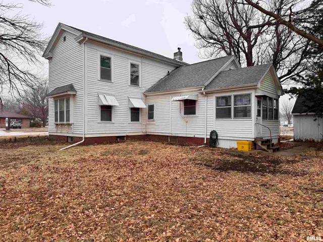 $68,900 | 727 East Jackson, Macomb, IL 61455