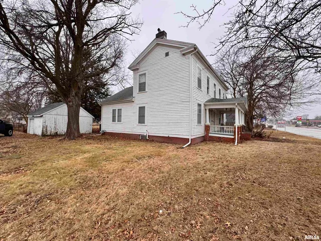 $68,900 | 727 East Jackson, Macomb, IL 61455