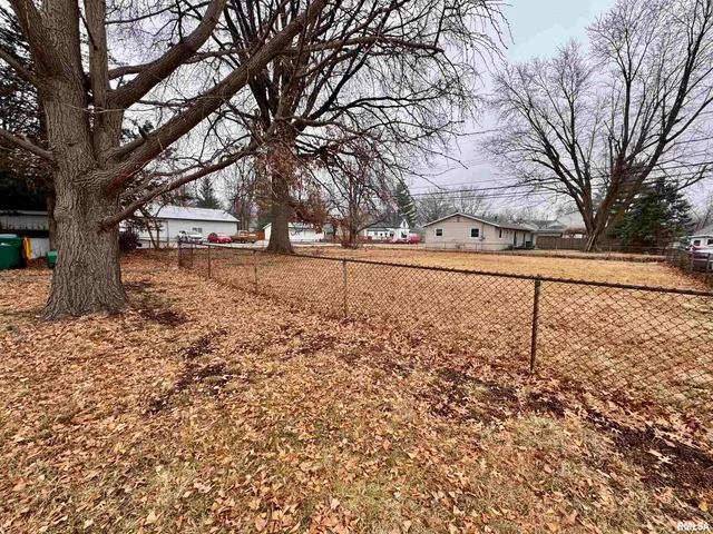 $68,900 | 727 East Jackson, Macomb, IL 61455